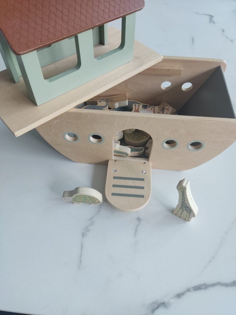 kinderspeelgoed houten boot ark van noah, Ophalen, Zo goed als nieuw