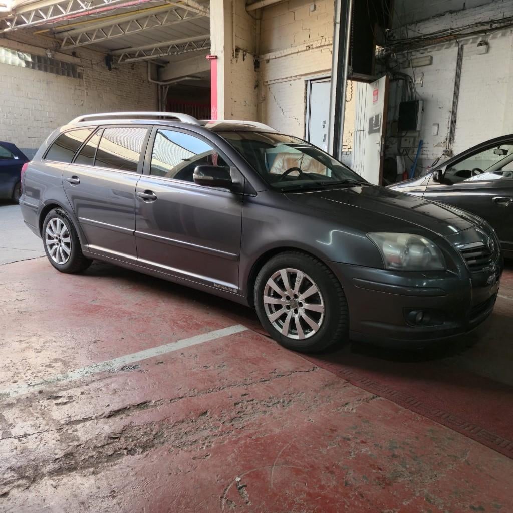 Toyota Avensis- Diesel  2007, Autos, Toyota, Argent ou Gris, Avensis, 93 kW, Boîte manuelle