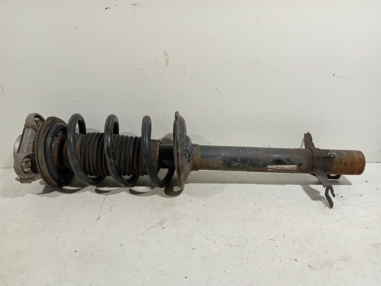 Veerpoot links voor Peugeot Boxer, Onderdelen@venauto.nl, Van der Ven Autorecycling B.V., Gebruikt, Ettenseweg 76, 4706 PB Roosendaal, The Netherlands