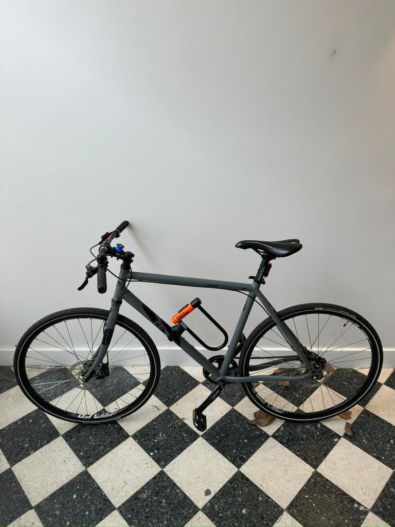 Vélo fixie — très bon état, Fietsen en Brommers, Fietsen | Heren | Sportfietsen en Toerfietsen, Zo goed als nieuw, Ophalen