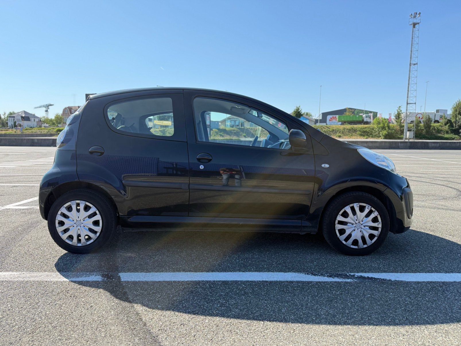 Citroen C1 1.0 Exclusive - Airco met Bluetooth en Led, Auto's, Citroën, Euro 5, Zwart, C1, Handgeschakeld