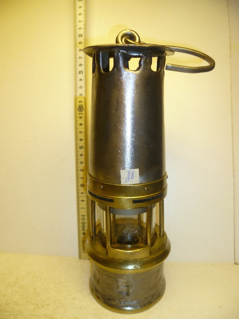 Mijnlamp nr. 827 oude type met glaasje 59 1/2 MP 60, Enlèvement ou Envoi