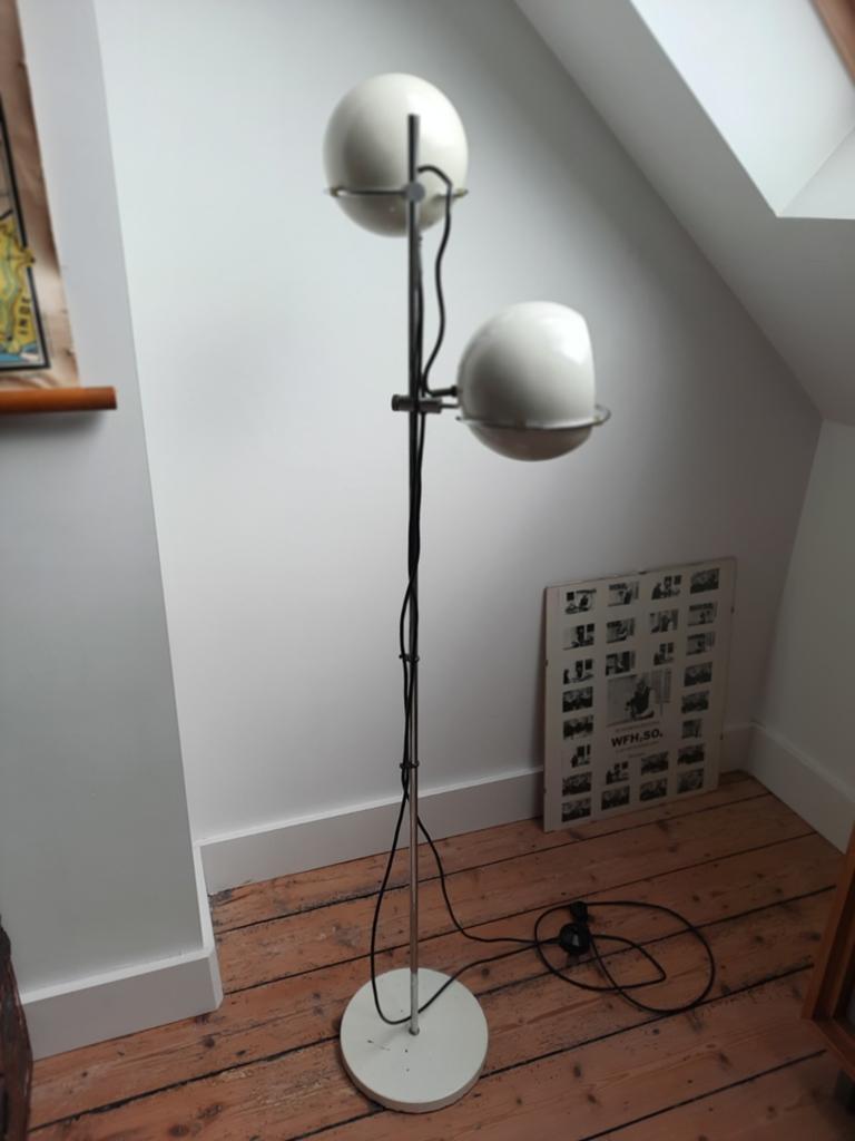 Witte vintage bollenlamp, Ophalen
