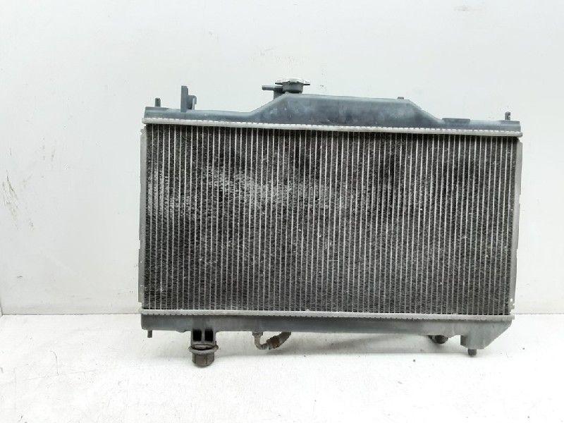 RADIATEUR EAU Toyota Avensis (T22) (01-1997/02-2003), Dhr. M. Roggen, Toyota, Stadsweg 37 37
9917 PV  WIRDUM GR., NL, Utilisé