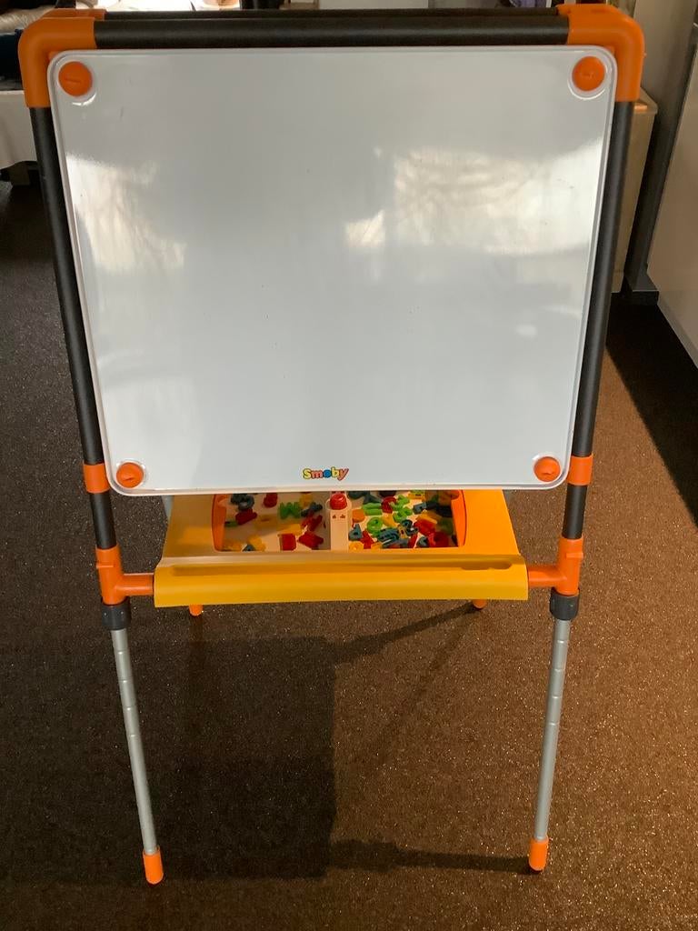 Magnetisch letterbord/krijtbord met bakje-Smoby 1m25 x 66 cm, Ophalen, Gebruikt, Krijtbord