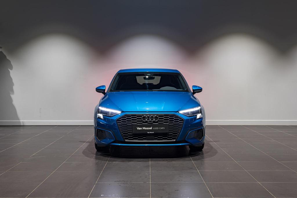 Audi A3 Sportback 35 TFSi 1.5 Attraction | S-Line Int. | Car, Stof, 4 cilinders, Blauw, Bedrijf