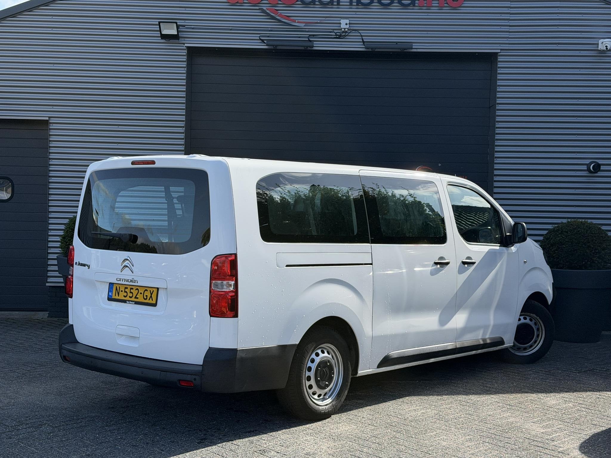 Citroen ë-SpaceTourer 75kWh Business XL 9 Persoons | Naviga, Auto's, 330 km, Stof, Gebruikt, Wit