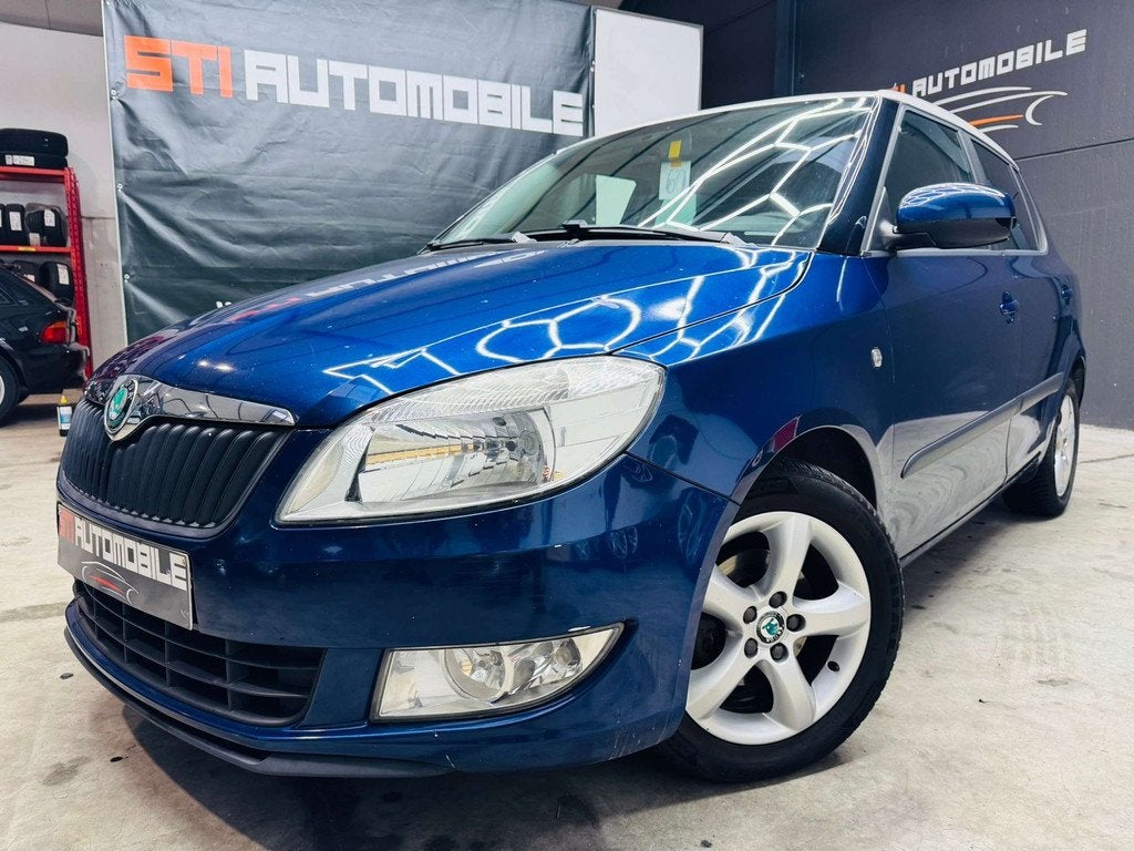 Skoda Fabia Fabia 1.2 CR TDi Ambiente DPF (bj 2011), Auto's, Skoda, Voorwielaandrijving, Euro 5, Stof, 1199 cc