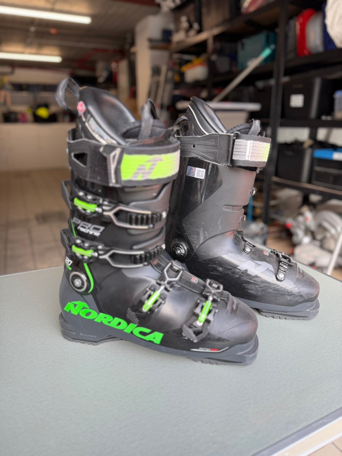 Nordica Pro Machine 120 – maat 28/28,5 – 325 mm, Enlèvement, Comme neuf, Ski, Nordica