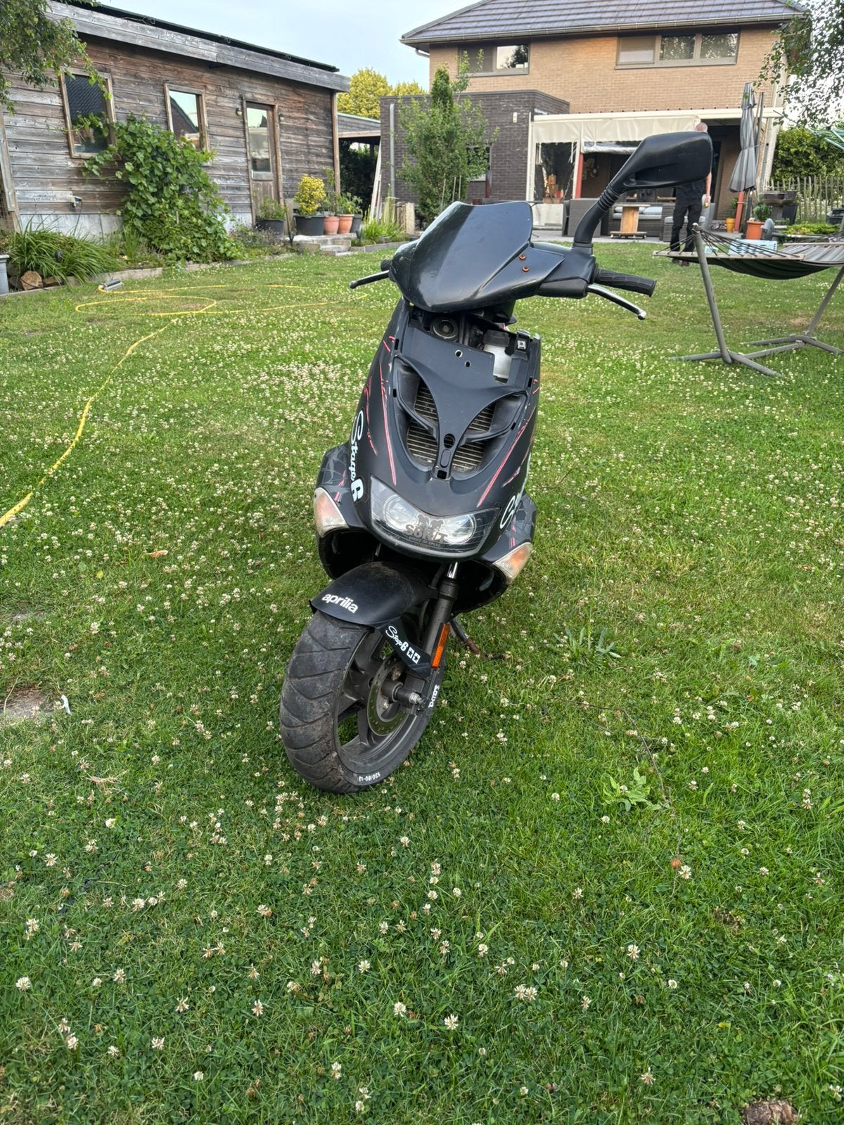 Aprilia sr frame met kappen, Motoren, Scooter, 50 cc, 1 cilinder, Gebruikt