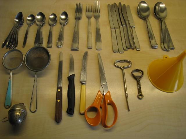 Set keukenbestek, 43 stuks : bestek + schaar enz..., Ophalen