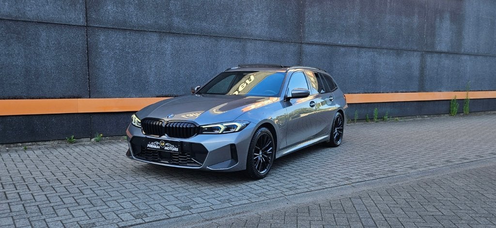 BMW 320e M PACK/PANO/LASER/H&k/ACC/COMF ACCES/CAM/MEGA FULL, Autos, Entreprise, 34 g/km, Entretenue par le concessionnaire, Automatique
