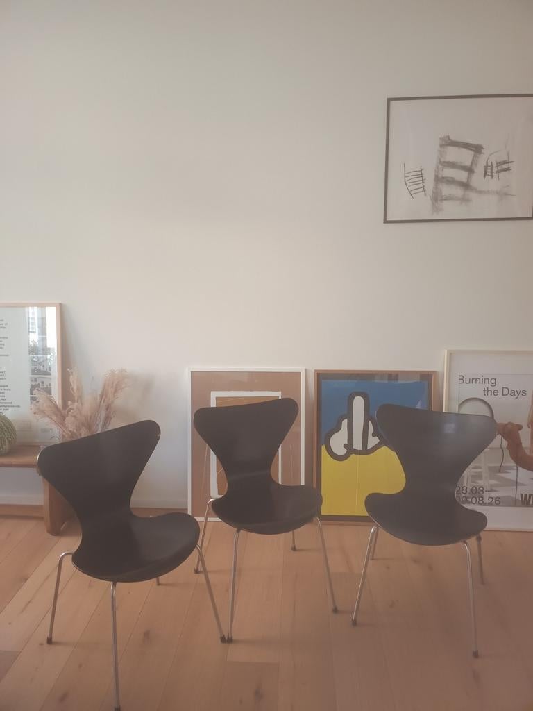 3 Fritz Hansen vlinderstoelen, Ophalen, Gebruikt
