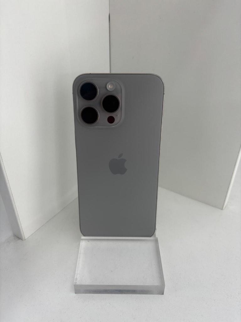 iPhone 15 Pro Max, Enlèvement ou Envoi, Comme neuf, Apple iPhone