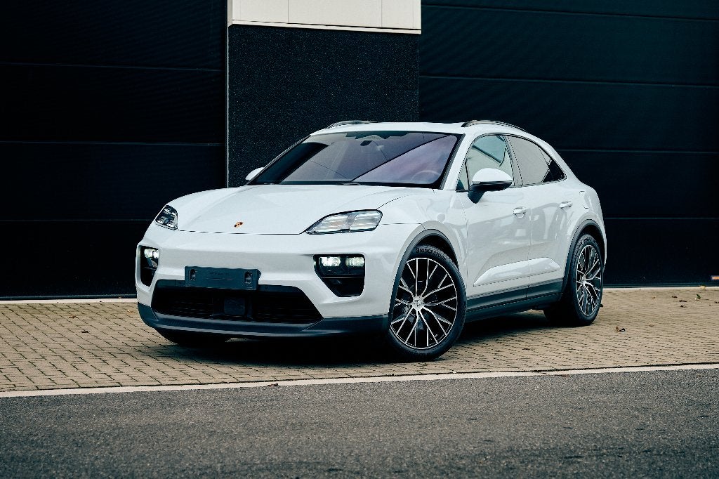 Porsche Macan 4 'Electric' 2026 Pano/Luchtv/trekh., Auto's, Automaat, Leder, 5 zetels, Vierwielaandrijving