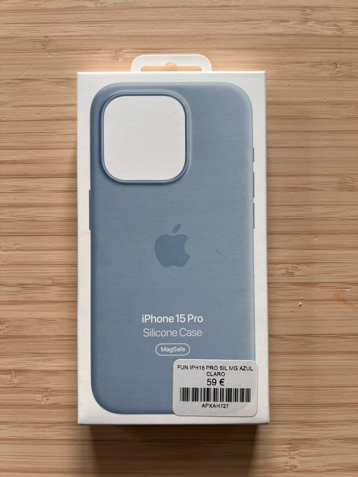 iPhone 15 Pro Silicine Case - licht blauw, Ophalen of Verzenden, Zo goed als nieuw, IPhone 15, Blauw