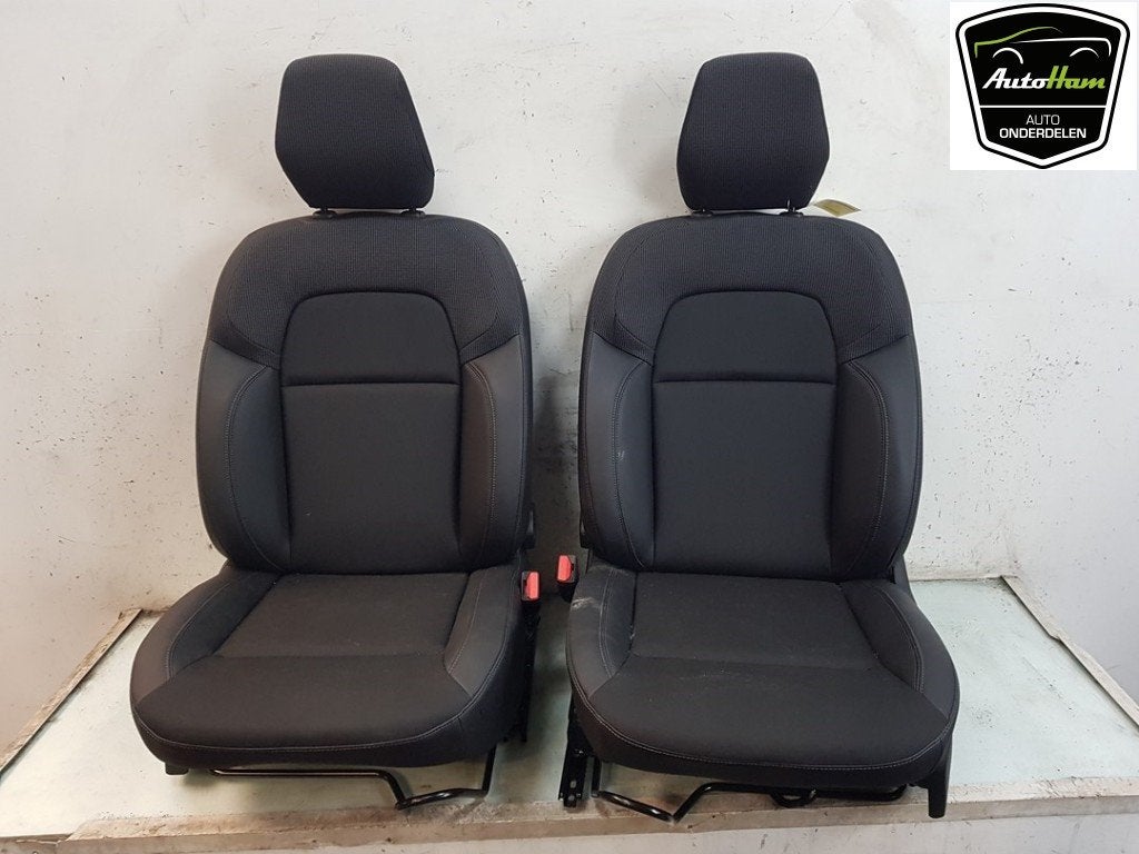 INTERIEUR (|873015077R|876019632R|876202830R|873206946R|8731, Auto-onderdelen, Dhr. J. Ham, Gebruikt, Renault, Administratie@autoham.nl