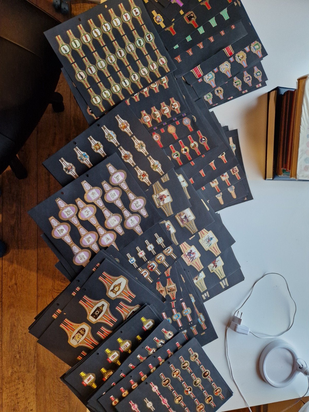 168 complete series sigarenbanden, Verzamelen, Ophalen of Verzenden