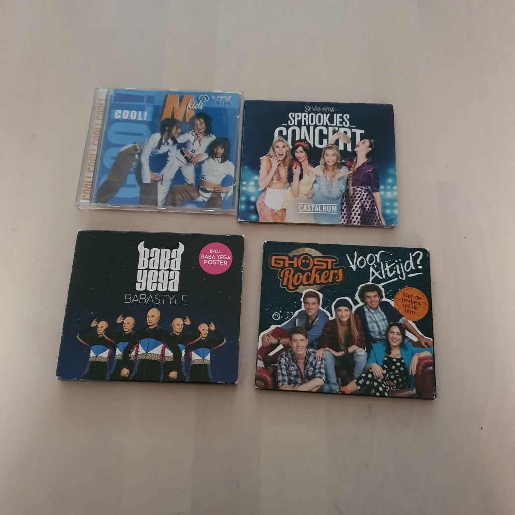 Verschillende cd's van baba yega k3 en andere kindercd's, Ophalen of Verzenden, Gebruikt