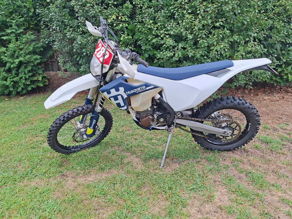 Husqvarna 450 enduro, Motoren, Motoren | Husqvarna, 450 cc, Motorrijbewijs A, Gebruikt, Particulier