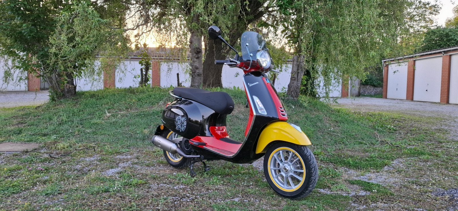 Vespa Primavera 125cc édition limitée, Motoren, Motoren | Piaggio, Particulier