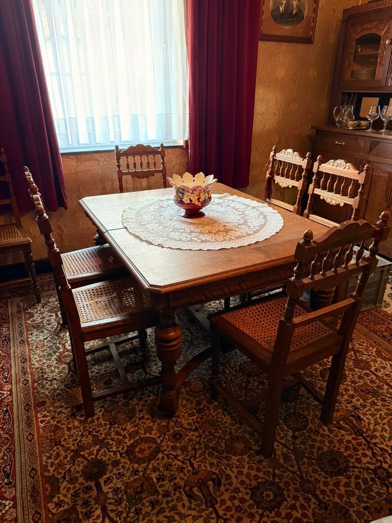 Eiken tafel met 6 stoelen, Ophalen, Zo goed als nieuw