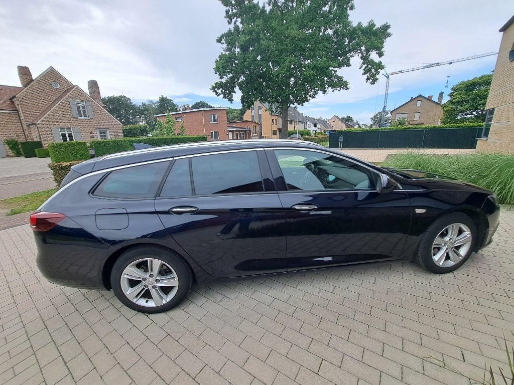 Opel Insignia Sports Tourer 1.6D Break incl. trekhaak, Autos, Opel, Cuir, Achat, Boîte manuelle, Entretenue par le concessionnaire