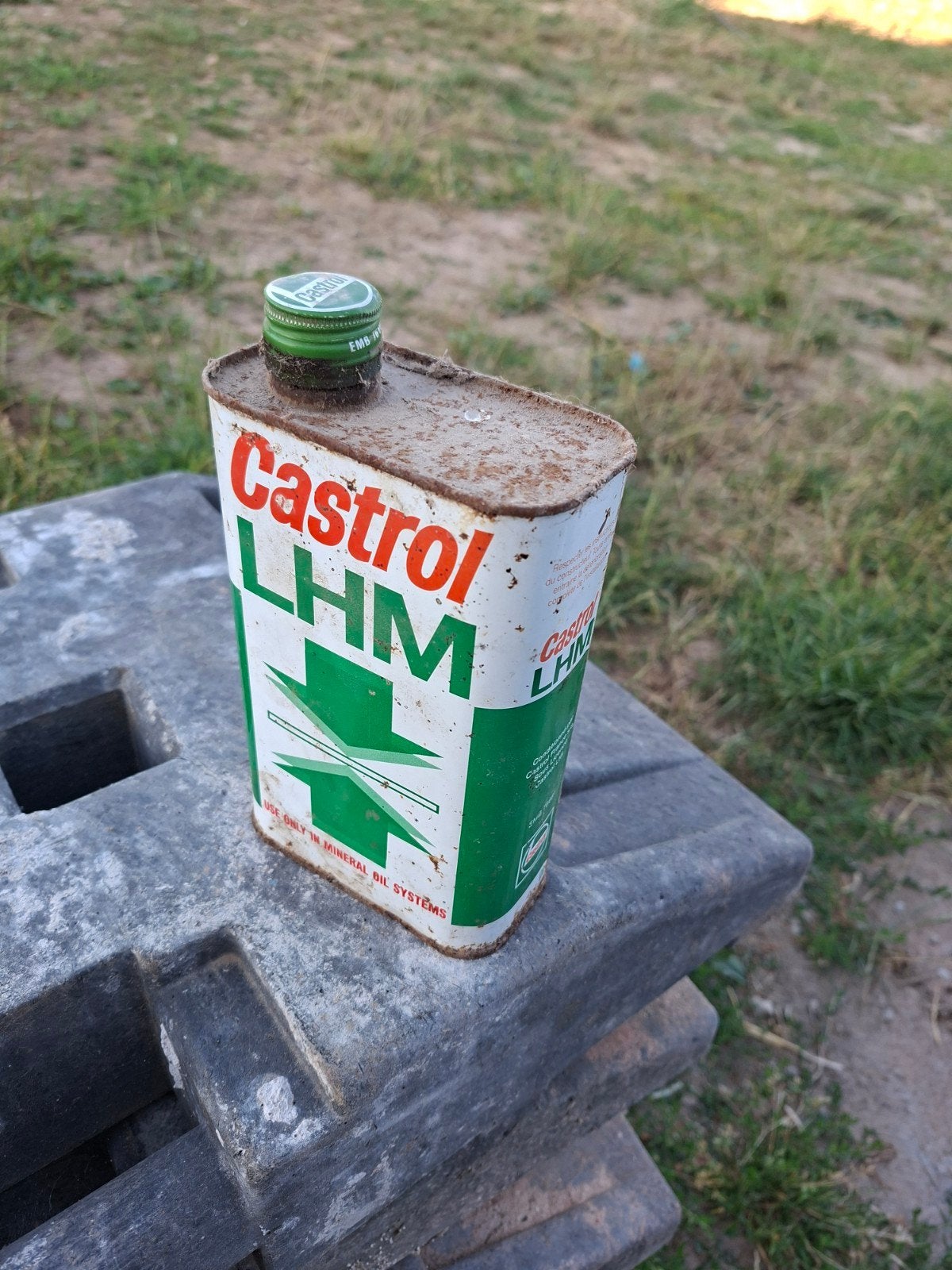 Bidon Castro vintage, Enlèvement