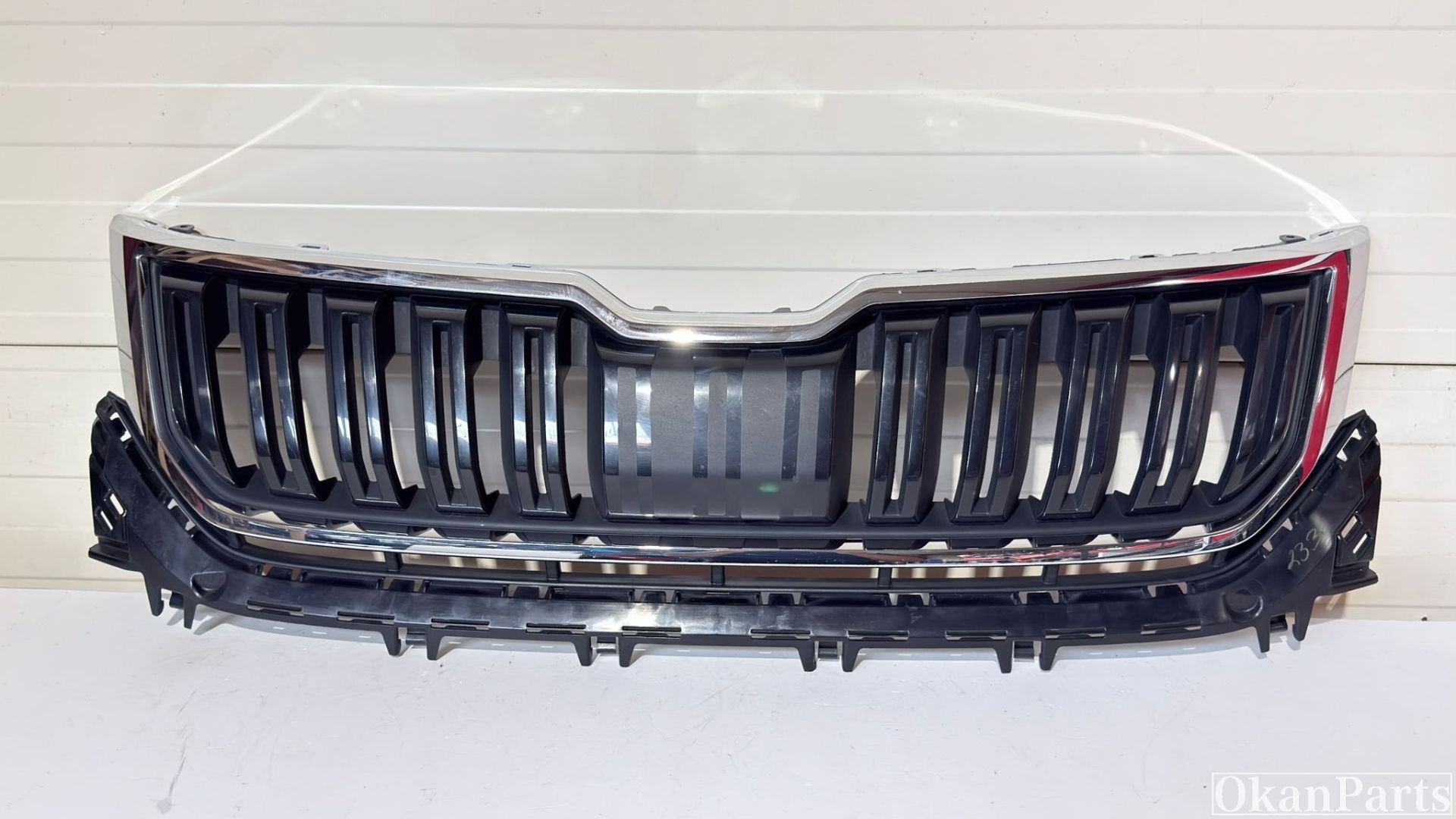 Skoda Kodiaq 565 Grille 565853653A, Voor, Tr. Vaclava Klementa 869
293 01  Mlada Boleslav, CZ, Skoda, Skoda Auto a.s.