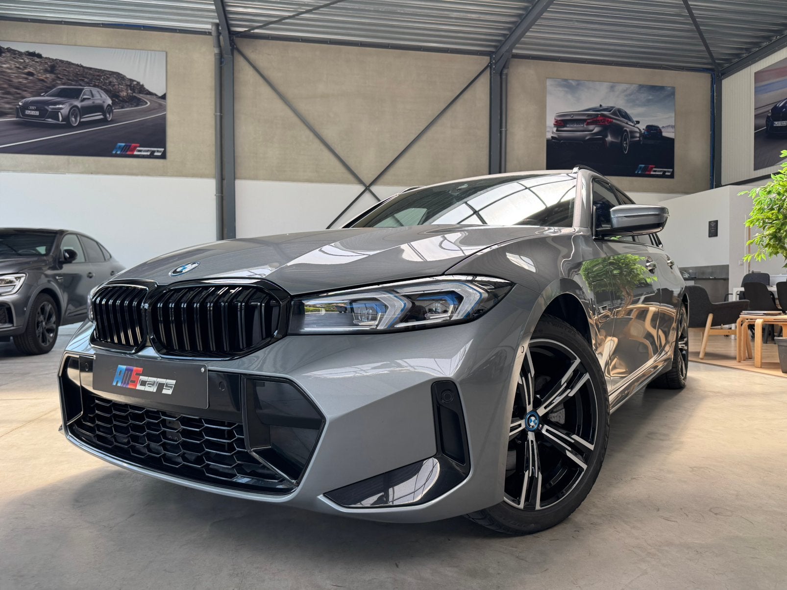 BMW 330e xDrive M-Sport | 12/2022 | 57.000 km, Autos, Achat, Entreprise, Entretenue par le concessionnaire, Noir