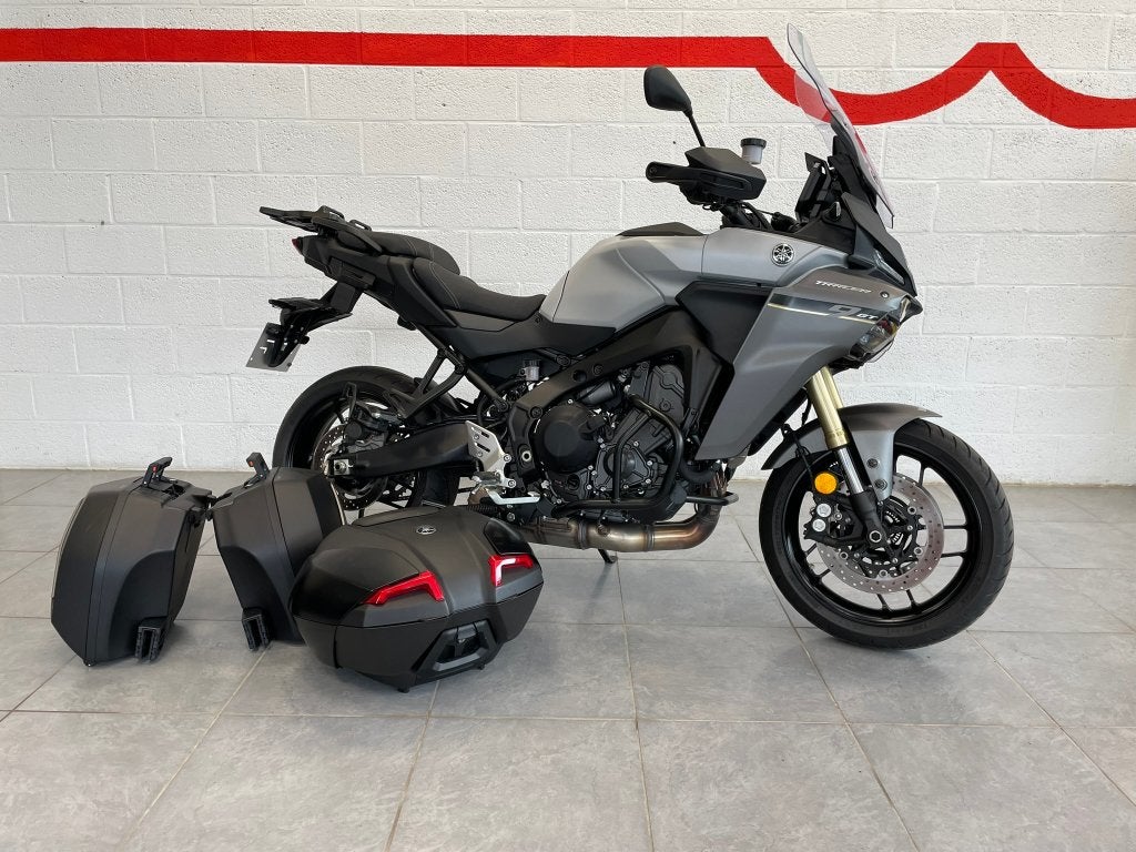 Yamaha tracer 900 GT 2025, Motoren, Motoren | Yamaha, Handvatverwarming, Nieuw, Bedrijf, 3 cilinders