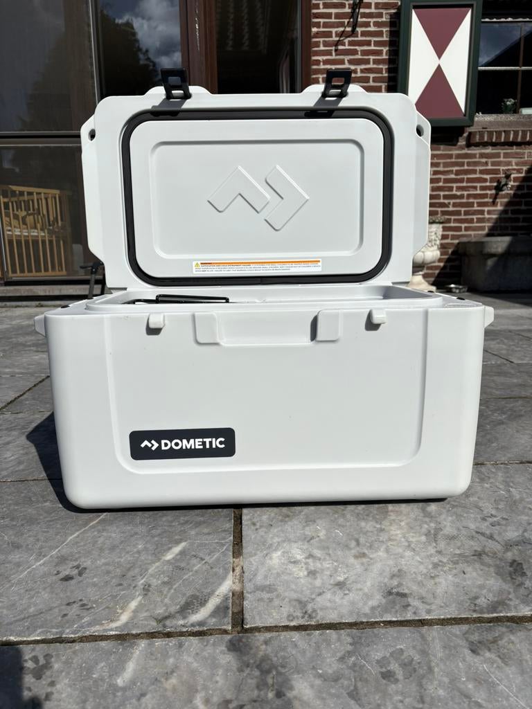 Dometic koelbox te koop, Caravans en Kamperen, Koelboxen, Ophalen, Zo goed als nieuw, Koelbox