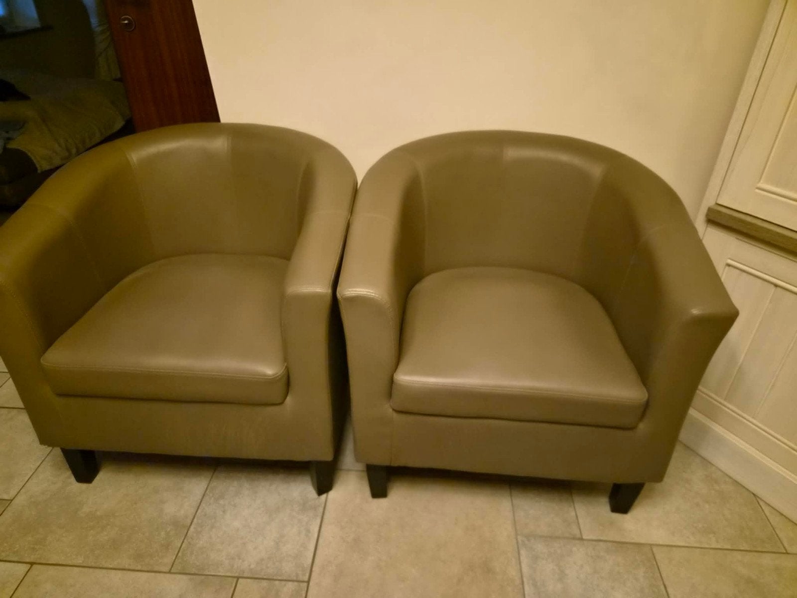 a vendre 2 fauteuils, Maison & Meubles, Enlèvement