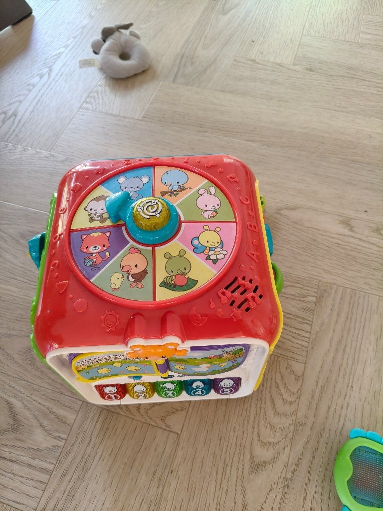 V tech activiteiten kubus, Kinderen en Baby's, Ophalen, Gebruikt