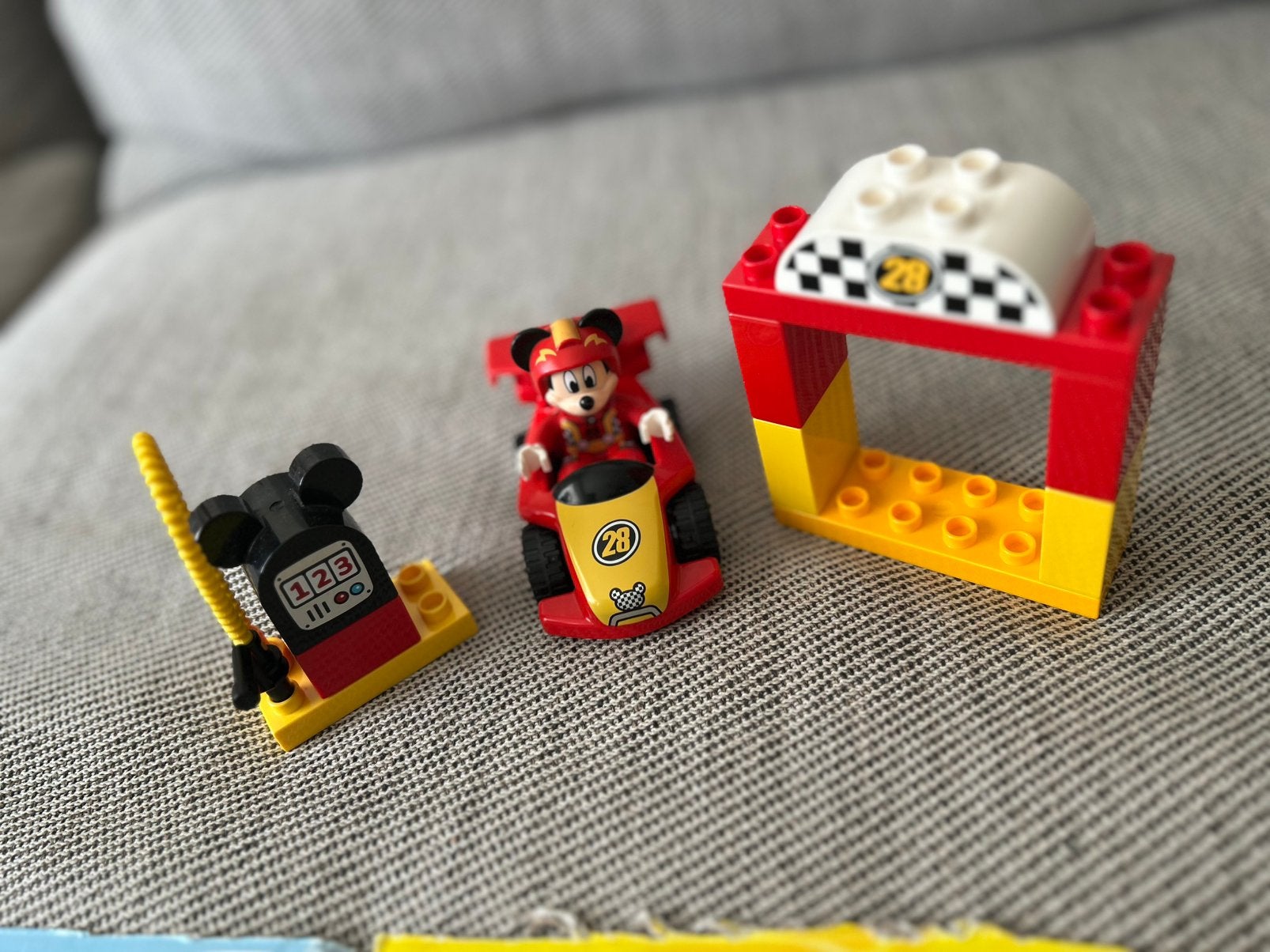 Duplo Mickey, Kinderen en Baby's, Ophalen, Zo goed als nieuw, Complete set, Duplo