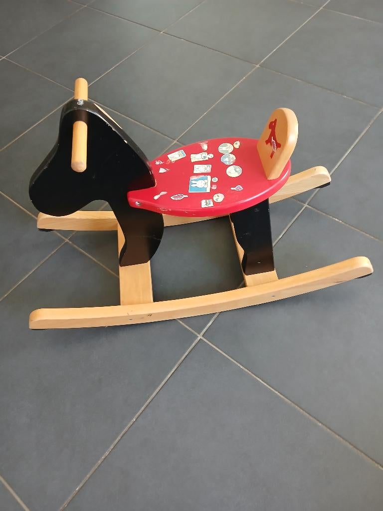 Houten hobbelpaard, Ophalen, Gebruikt