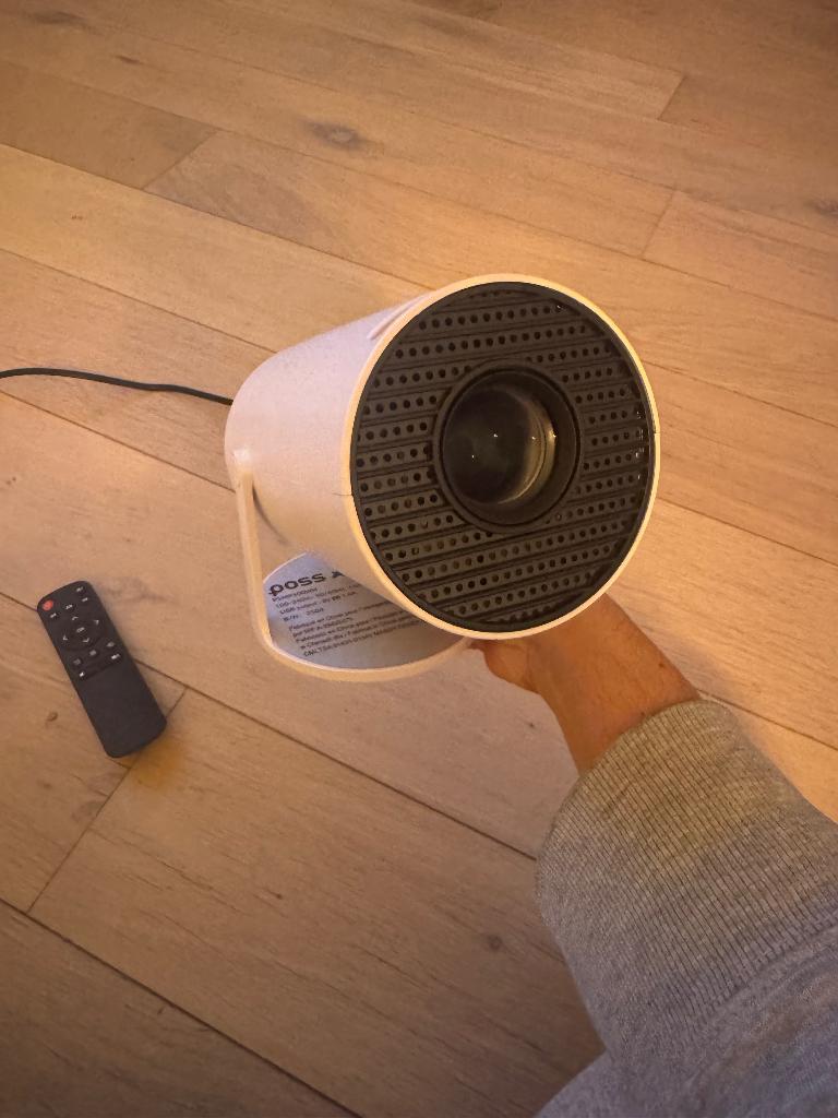 DOSS Mini Projector WiFi, HD (720), Comme neuf, DOSS, Enlèvement