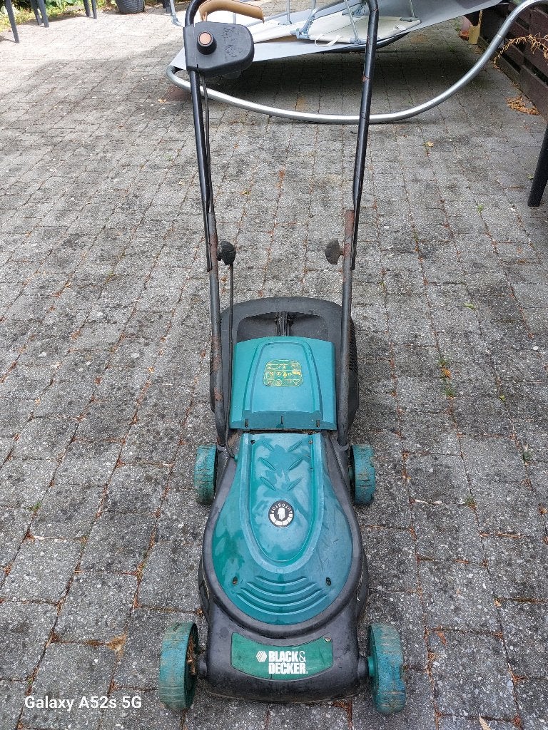 Tondeuse black et decker electrique, Démarrage électrique, Tondeuse rotative, 30 à 39 cm, Enlèvement