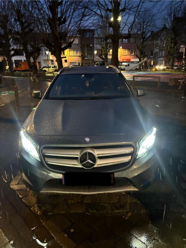 Mercedes-Benz Glass 180, Autos, Mercedes-Benz, Particulier, GLA, ABS, Caméra de recul, Phares directionnels, Régulateur de distance
