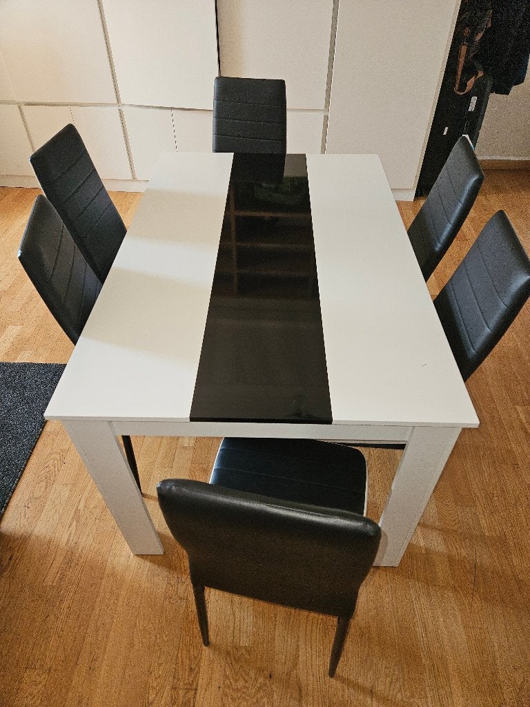 Table à manger + 6 chaises – 250 €, Maison & Meubles, Tables | Tables à manger, Comme neuf, 100 à 150 cm, 150 à 200 cm, Cinq personnes ou plus