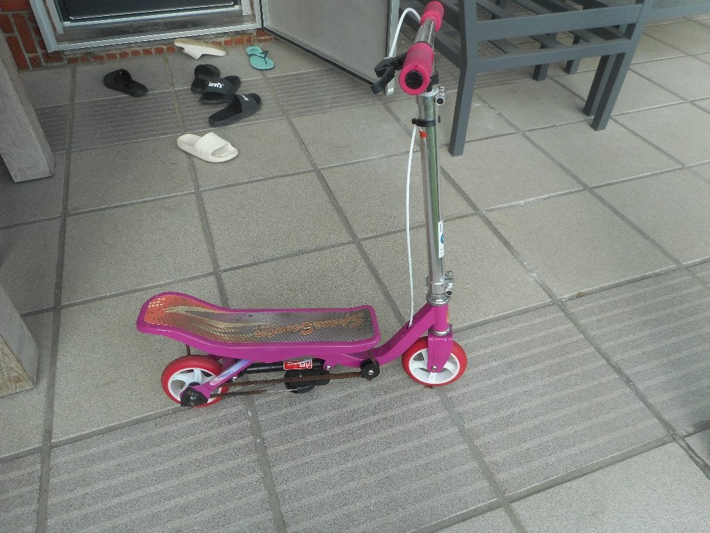 roze space scooter junior, Ophalen of Verzenden, Zo goed als nieuw