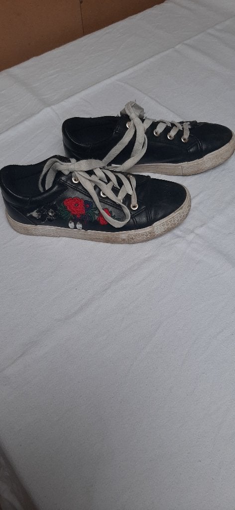Schoenen maat 37, Enfants & Bébés, Vêtements enfant | Chaussures & Chaussettes, Enlèvement, Utilisé, Claudia Ghizzani, Chaussures