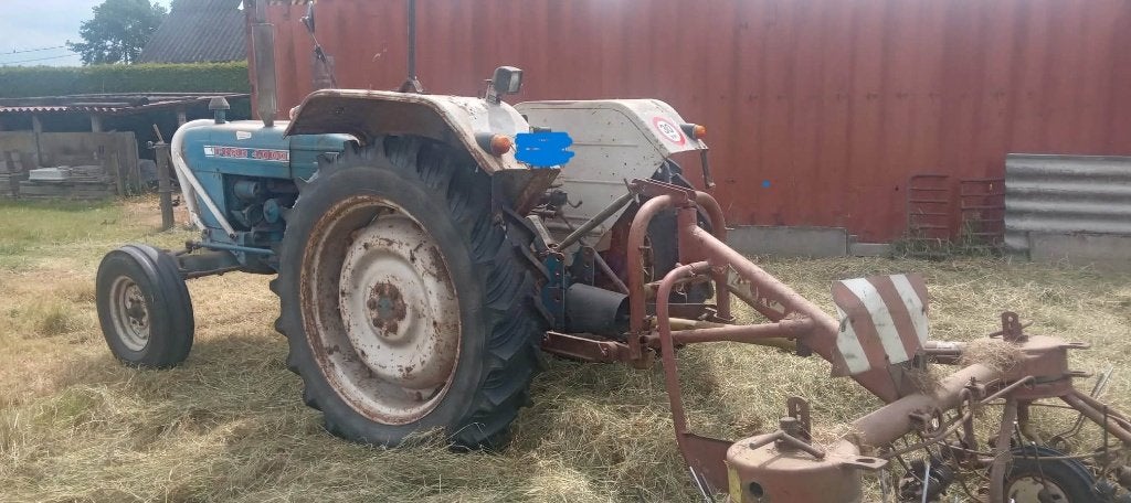 ford 4000, Articles professionnels, Agriculture | Tracteurs, Enlèvement, Utilisé, Ford, 5000 à 7500