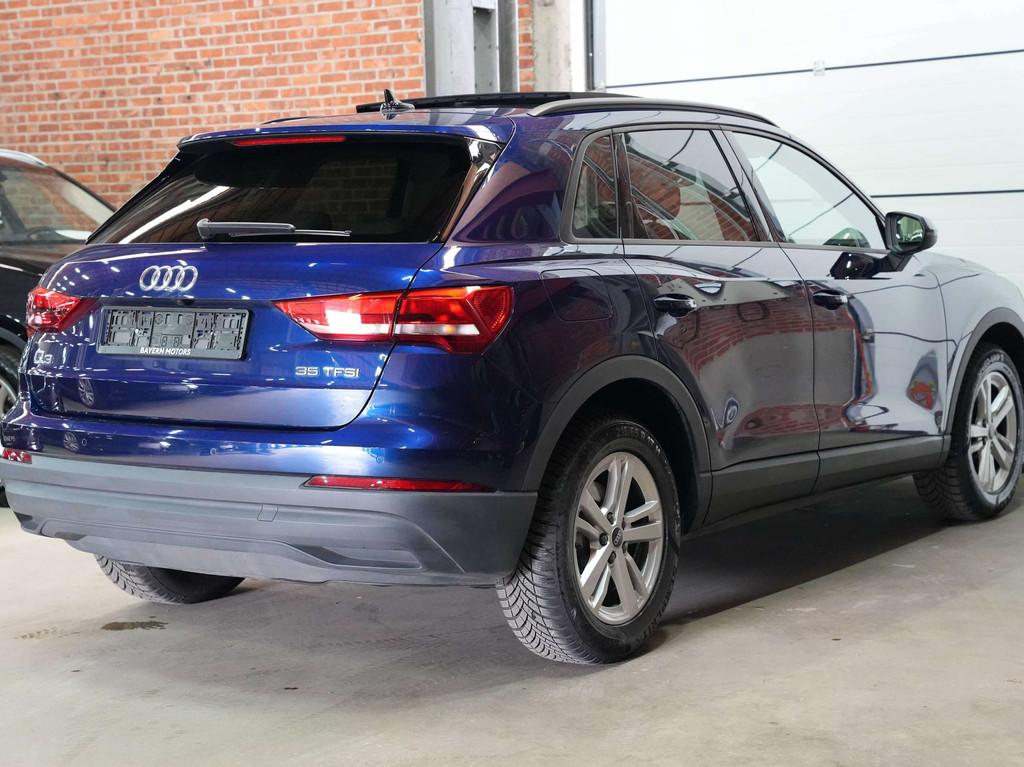 Audi Q3 35 TFSI Pano Leder Carplay Benzine Garantie, Auto's, Audi, 149 pk, Blauw, Leder, 5 deurs