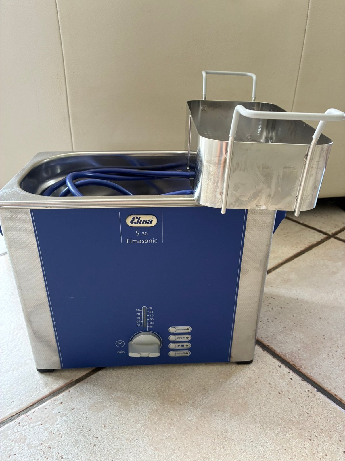 ultrasons Elma, modèle Elmasonic S 30 capacité  2,75 litres, Sports & Fitness, Produits de santé, Wellness & Bien-être, Enlèvement