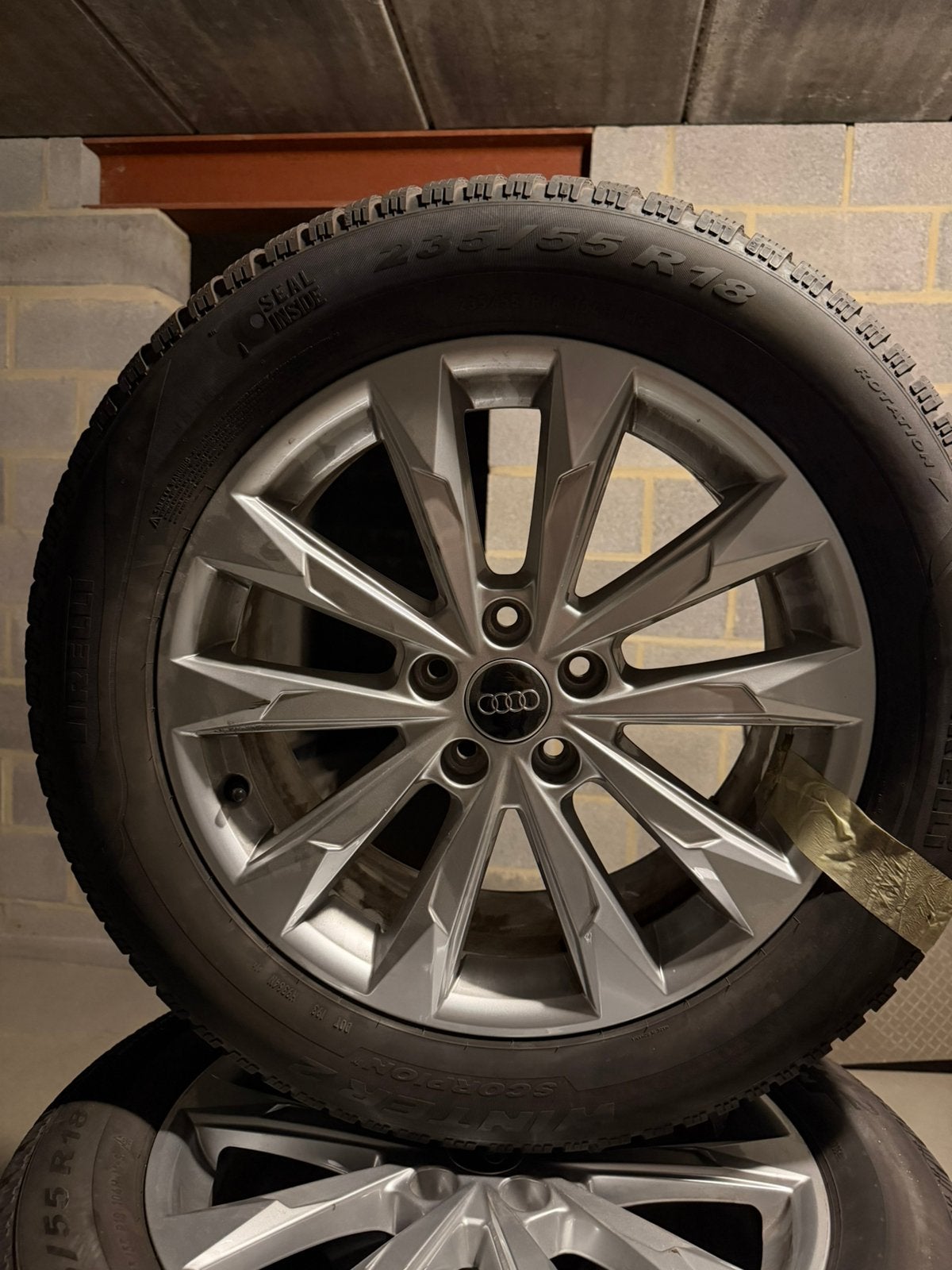 4 jantes Audi d’origine 18” + pneus Pirelli Scorpion Winter, Autos : Pièces & Accessoires, Pneus & Jantes, Pneus hiver, Enlèvement
