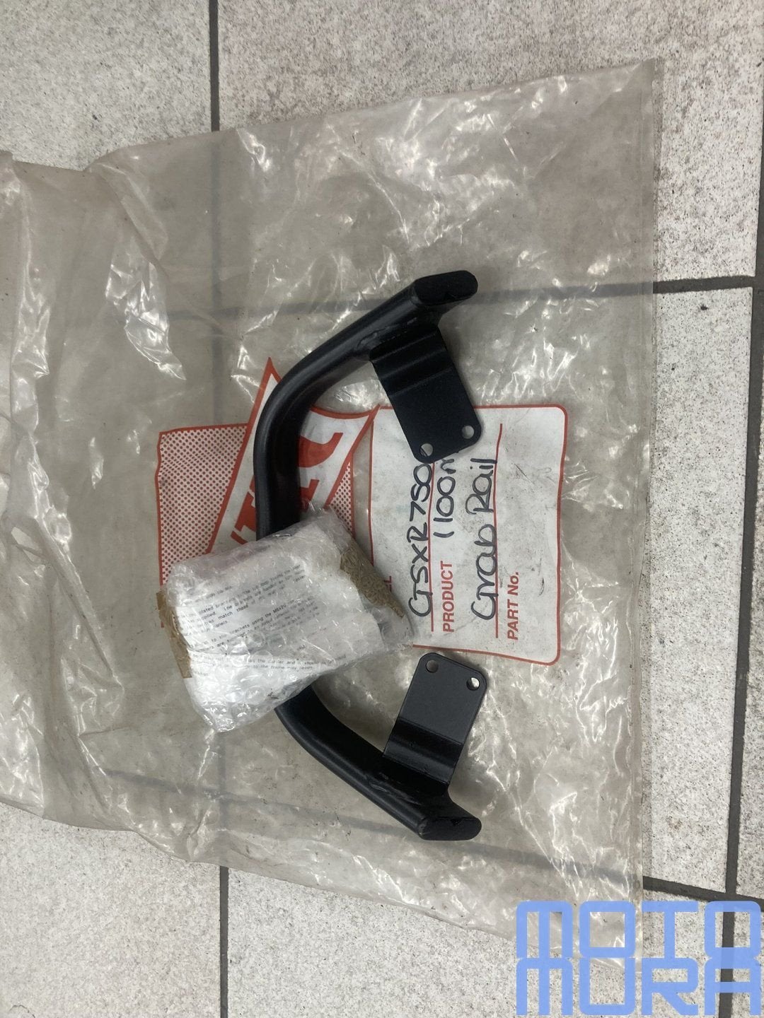 Grabrail Renntec Suzuki GSXR 750 1100 1991 NOS handvat duo g, Motoren, -, -, Nieuw, Ophalen of Verzenden