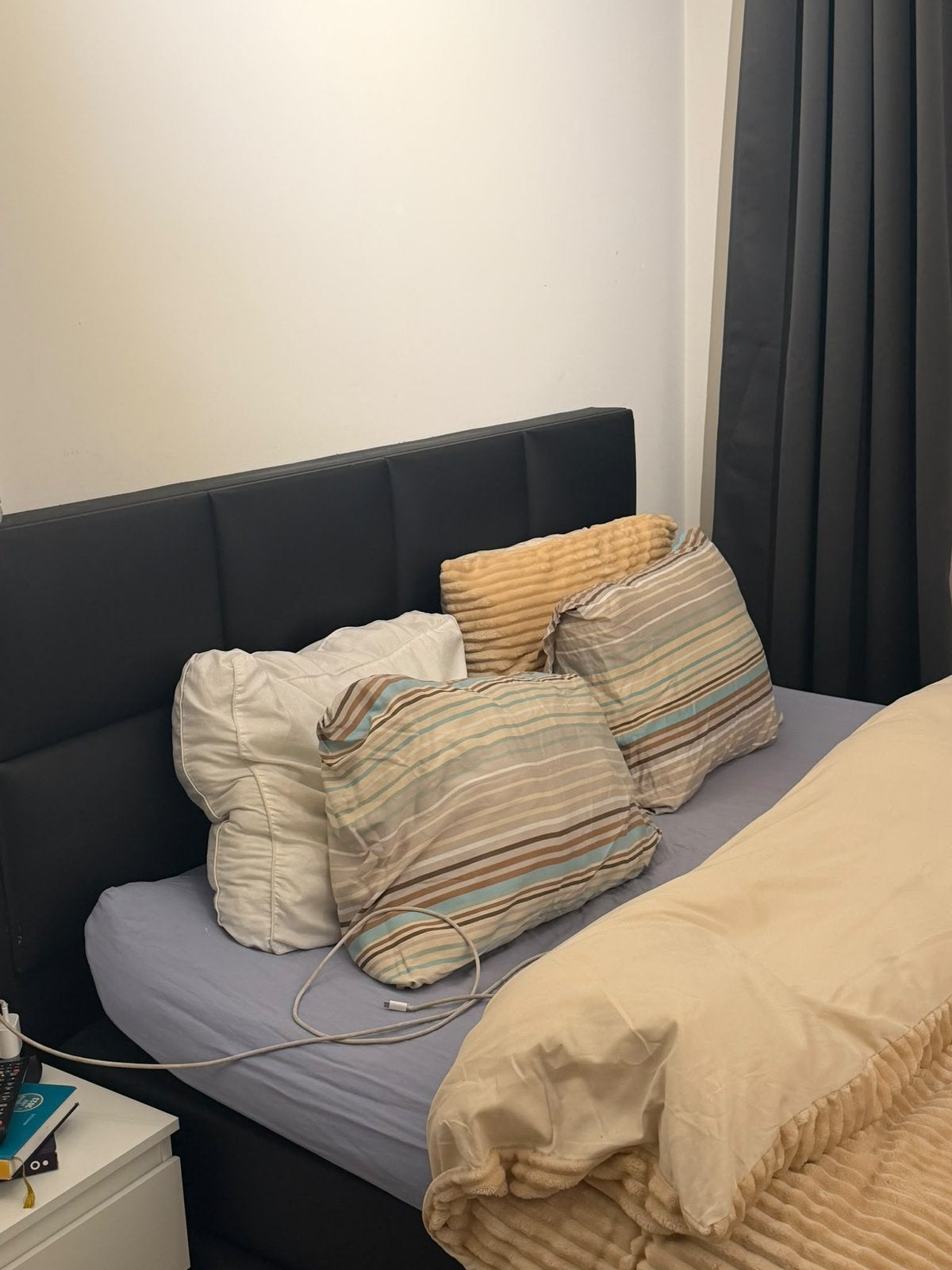 Boxspring zwart 1m60, Enlèvement, Utilisé, 200 cm, Deux personnes