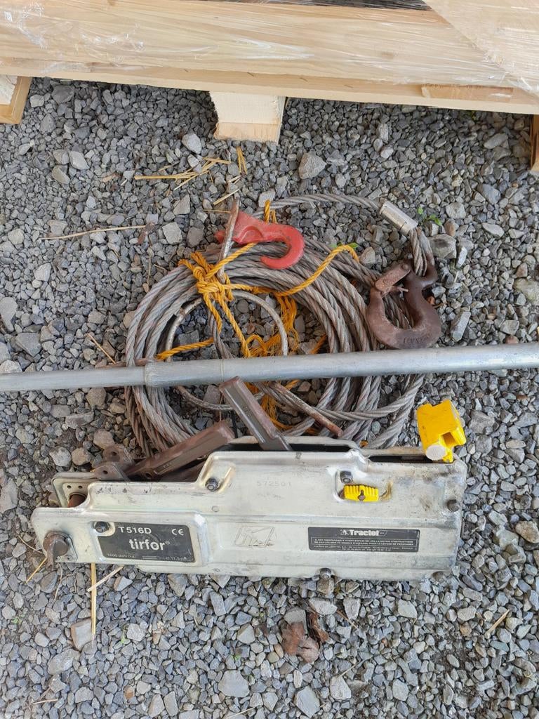 Tirfor, Doe-het-zelf en Bouw, Ophalen