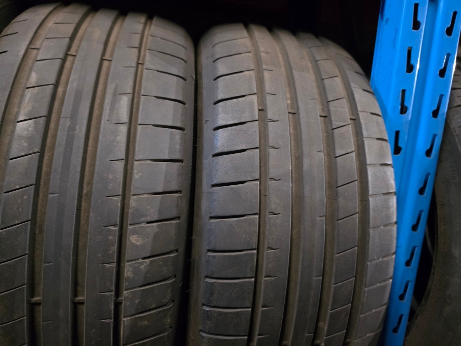 225/45r19 dunlop 55€ per stuk met montage en balanceren, Ophalen